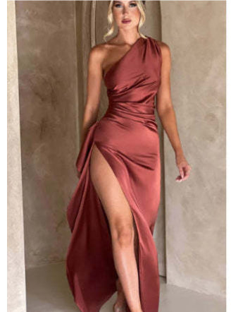 Elegant Halter Neck Maxi Dress Backless with Slit